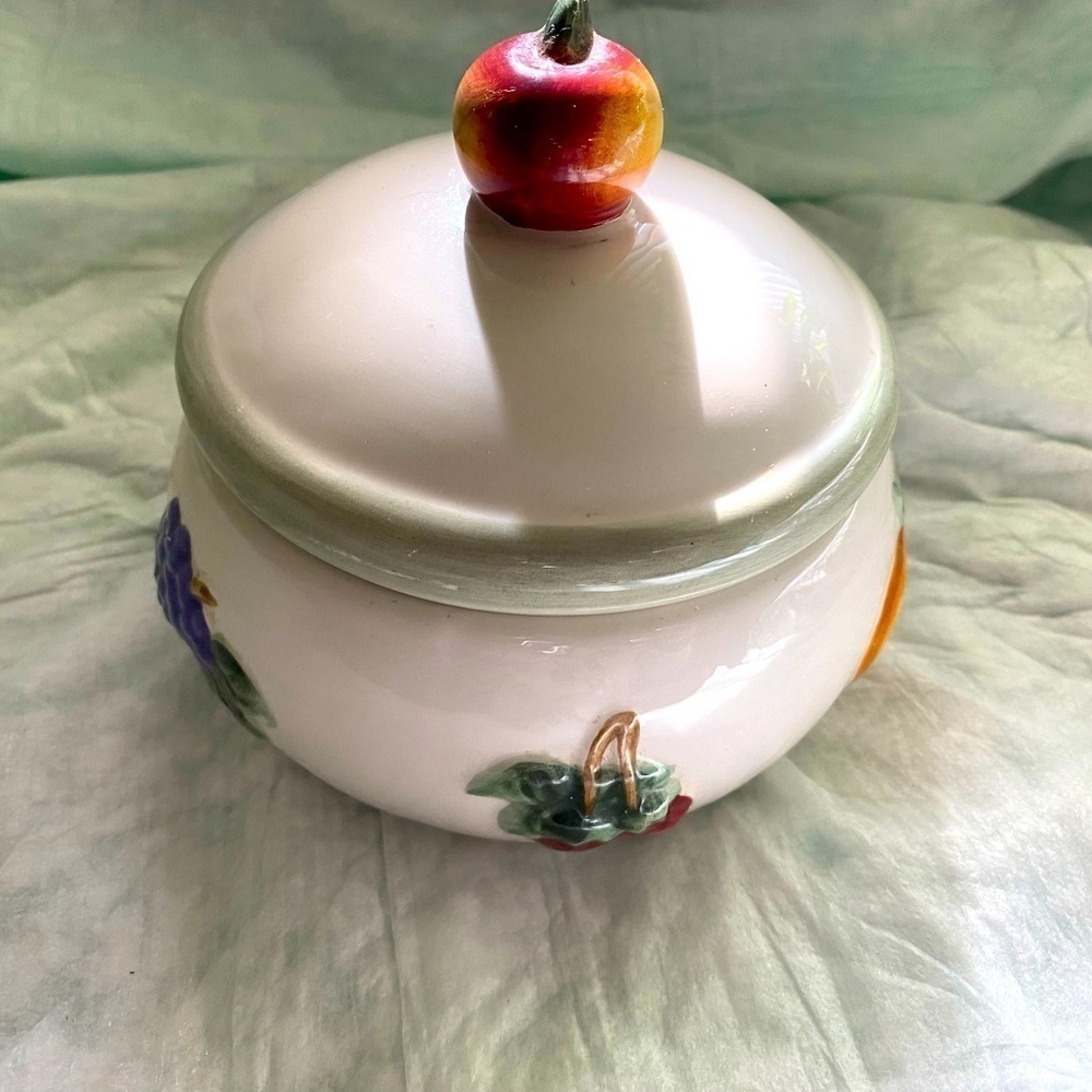 Farmhouse Vintage Style Fruits Ceramic
 Dish gently used. - Picture 2 of 4